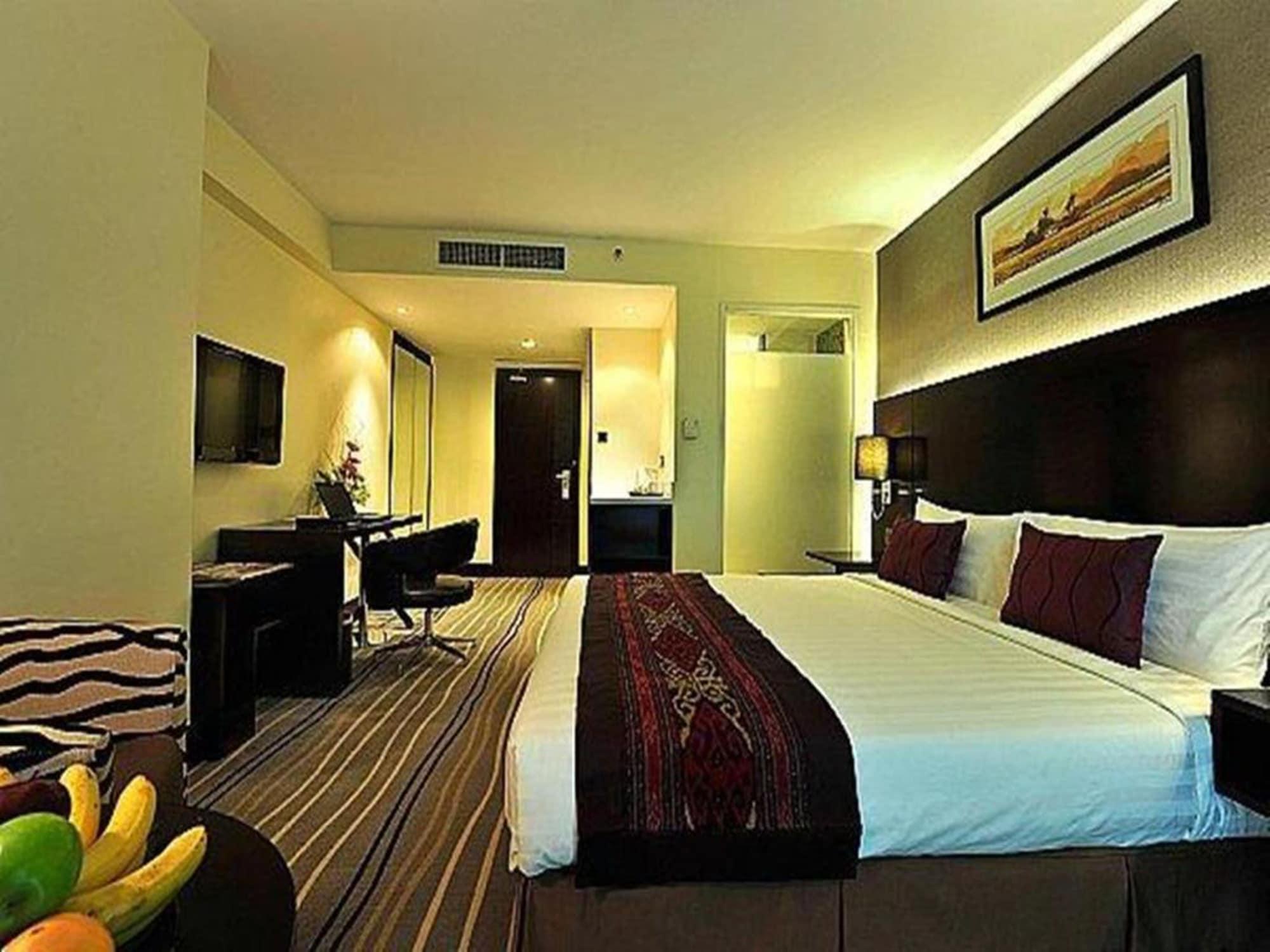 Ming Garden Hotel&Residences Kota Kinabalu Exterior foto