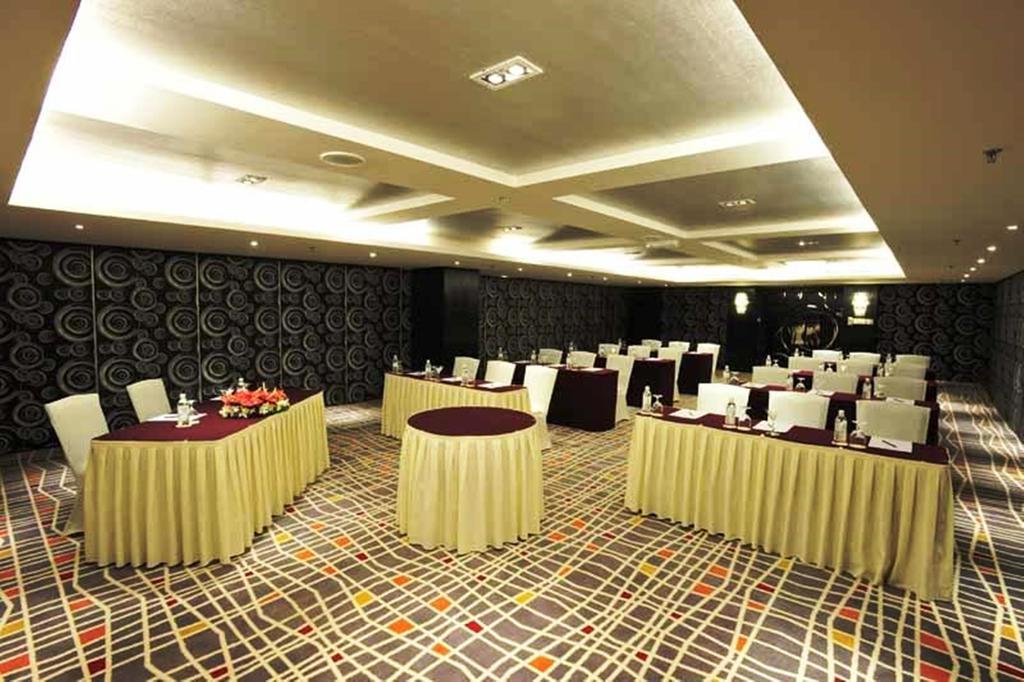Ming Garden Hotel&Residences Kota Kinabalu Exterior foto