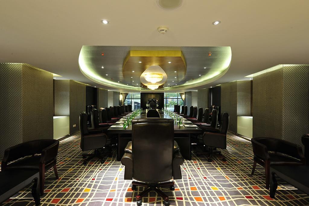 Ming Garden Hotel&Residences Kota Kinabalu Exterior foto